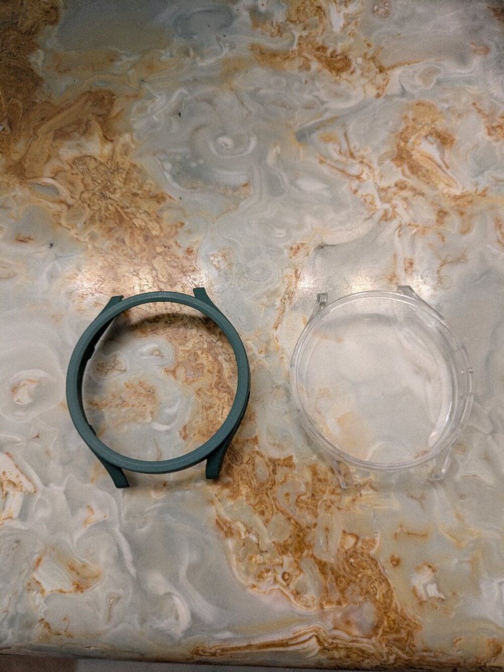 Green bumper and clear screen protector for Samsung Galaxy watch 6